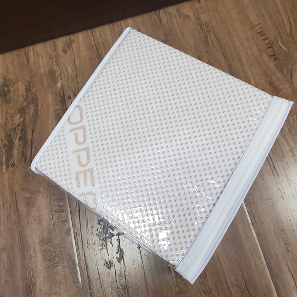 Copper Waterproof Mattress Protector - Picture 3 of 4